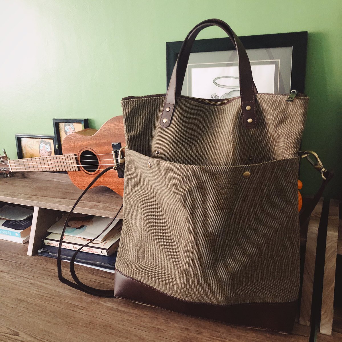 SchoolofSatchel's tweet photo. Work in progress! We're back to doing one of our favorite things: Product Development. 
This Canvas + Full-Grain Leather Tote Bag is designed for optimum functionality. Sleek and Spacious. Stay tuned! #theschoolofsatchel https://t.co/FXUJXccpwh
