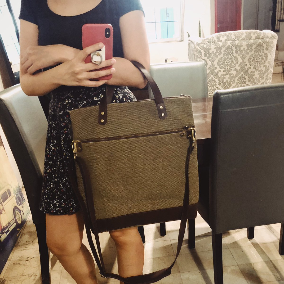 SchoolofSatchel's tweet photo. Work in progress! We're back to doing one of our favorite things: Product Development. 
This Canvas + Full-Grain Leather Tote Bag is designed for optimum functionality. Sleek and Spacious. Stay tuned! #theschoolofsatchel https://t.co/FXUJXccpwh