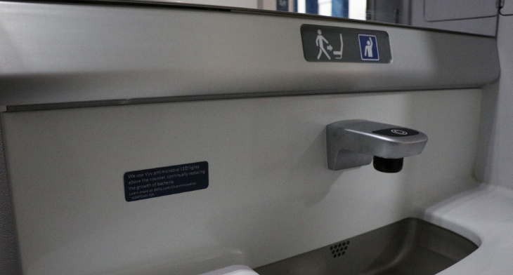 inflightmag's tweet photo. News: @vyvtech #antimicrobial #LED lighting comes onboard @Delta 

Vyv is a visible spectrum LED light (non-UV) that provides high-quality illumination that is deadly to bacteria, but safe around people and animals. 

Read more... https://t.co/Or3PTLzFf8 https://t.co/G80fQoKtwk