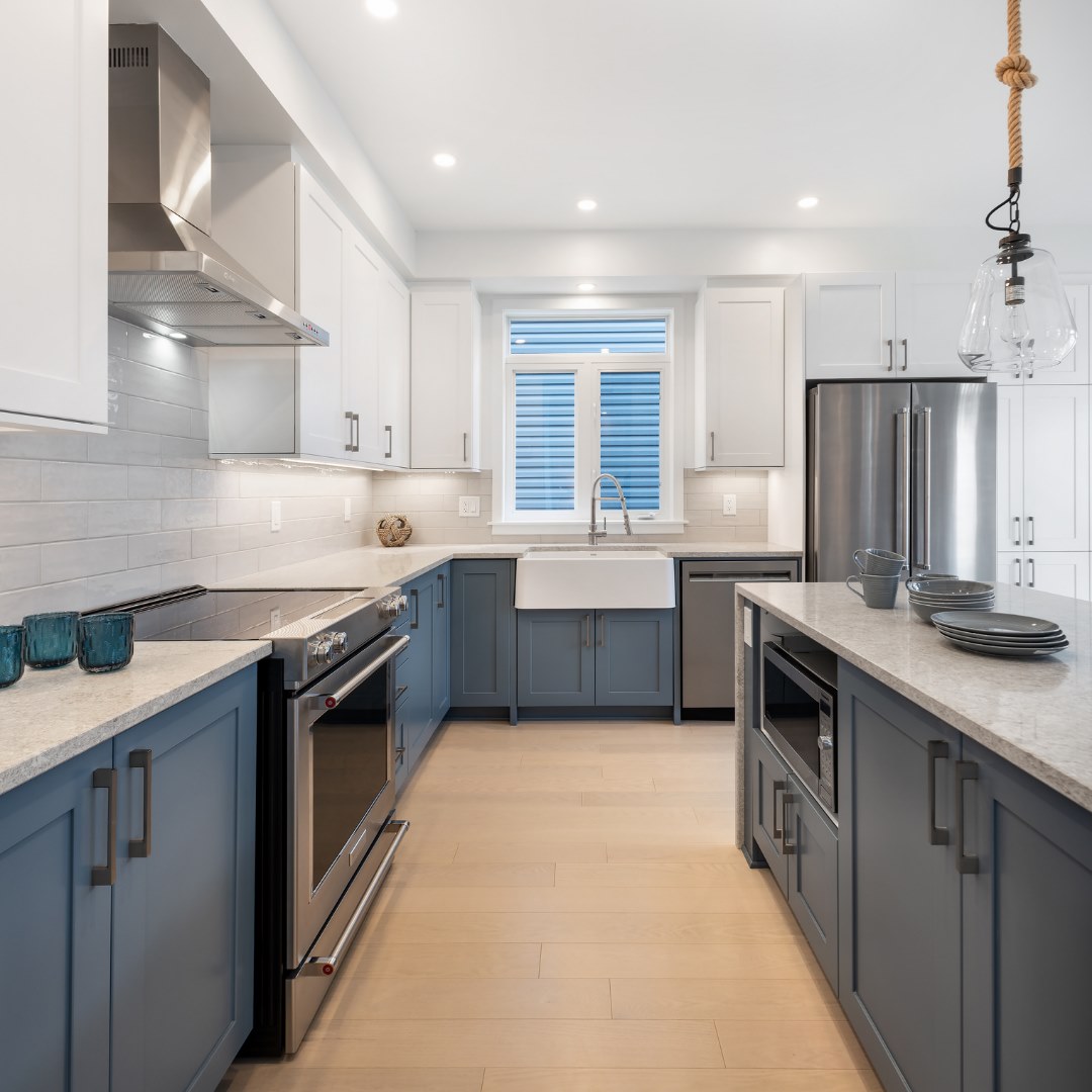 Get kitchen inspiration from our Aubrey model home in Lilythorne, where navy cabinets feel sophisticated paired with marble counters. 
claridgehomes.com/model-homes