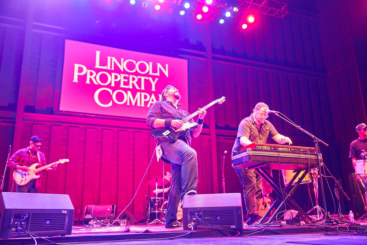 AT&T Performing Arts tweet media