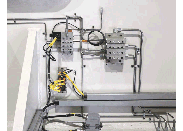 ChrisDBalluff's tweet image. #IOLink has brought much more flexibility &amp;amp; cost savings to customers in #manufacturing industries across the board. Check out this article on how Eagle Press has used #IO_Link on their #stamping presses. bit.ly/EaglePressIOLi…