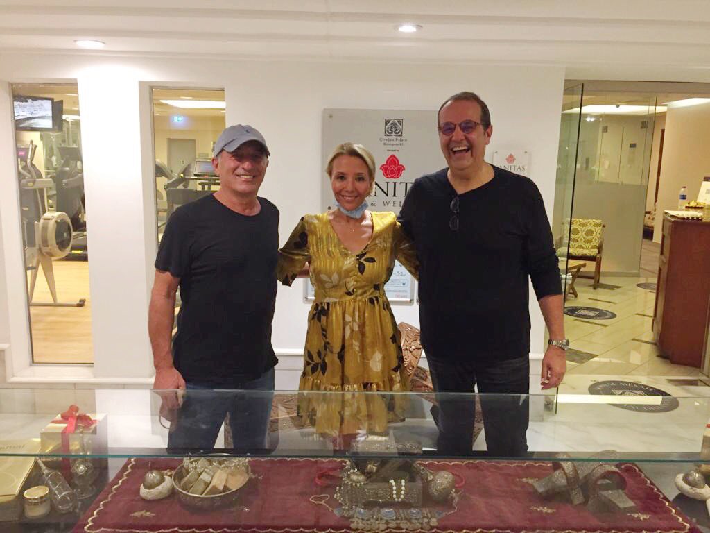 Kempinski Barbaros Bay Bodrum Otel sahibi çok kıymetli iş ortağımız Orhan Yılmaz ve değerli iş insanı İshak Bey Sanitas Spa’da dinlendiler.✨

Sizleri de bekleriz!💫✨