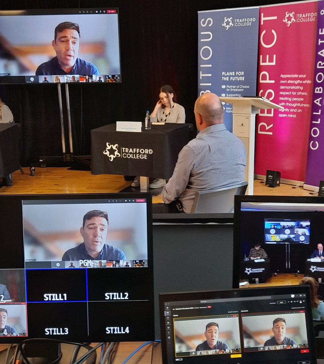TSCG_CollegeGrp's tweet photo. Many thanks for joining us Mayor of Greater Manchester @AndyBurnhamGM for #StudentQuestionTime! #UKPW https://t.co/mmJhiRO5ZC
