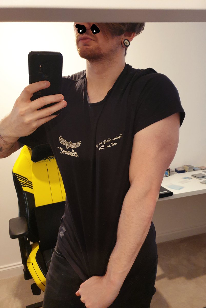 Saw someone recently comment on a video about me "getting fat" - I mean not quite, but I'm glad my gains are showing through one way or another