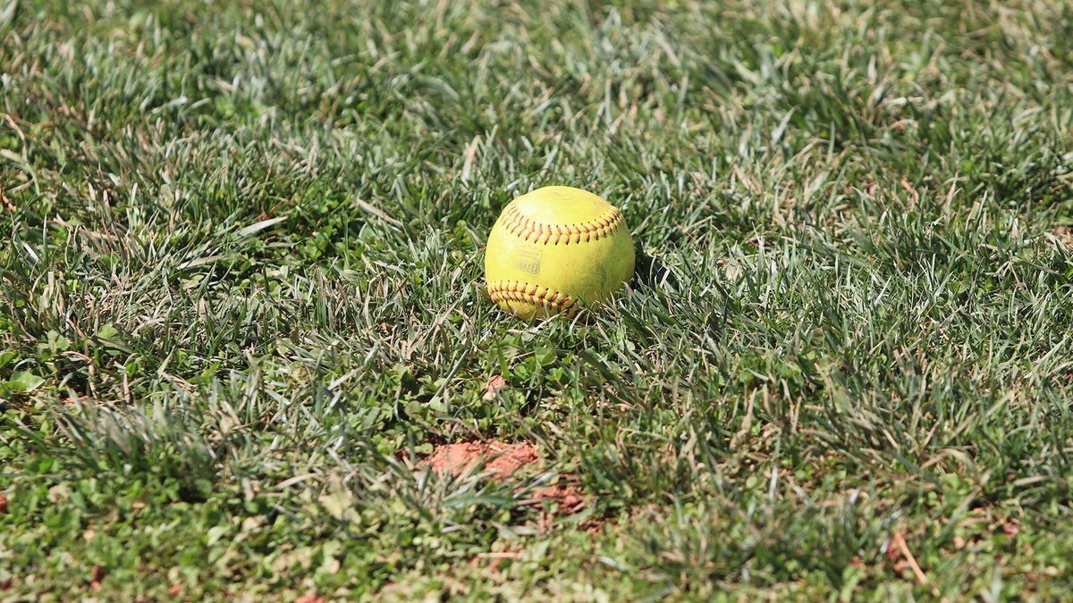 buildersports's tweet photo. Softball announces 2021 schedule
- https://t.co/kxU0NxyjWf https://t.co/JIfkYKJRaa