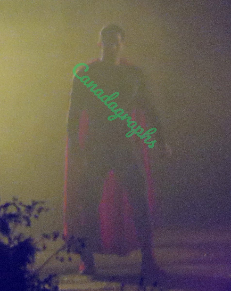 Tyler’s suit! 😳🔥😍 #SupermanAndLois