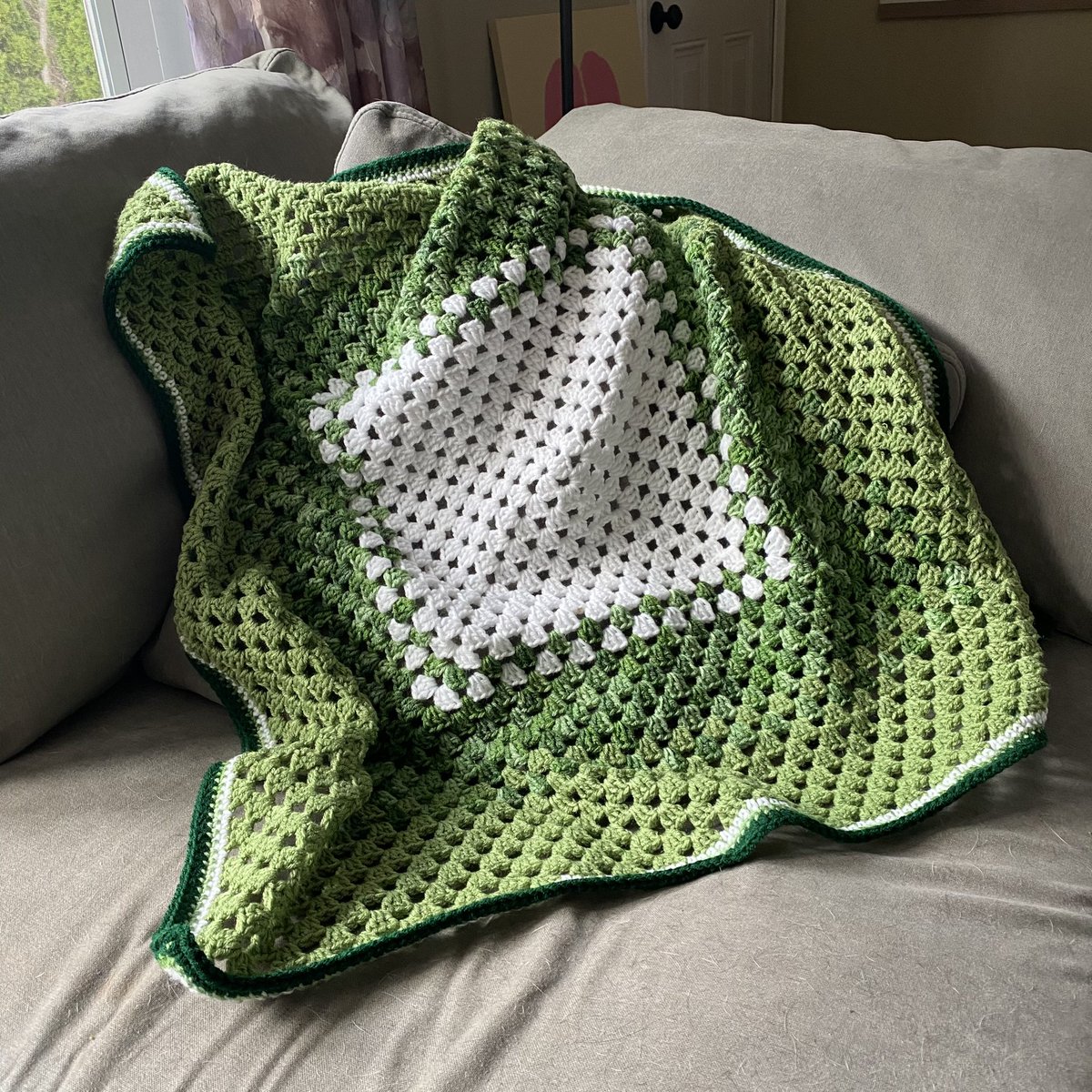 rosiethreadsco's tweet photo. i dream in green 🍃 https://t.co/MsZDXPHjGI