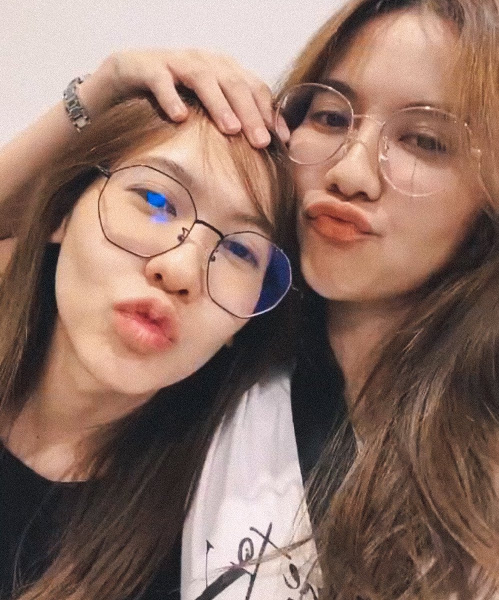 🍭แพรพาย😋 tweet media