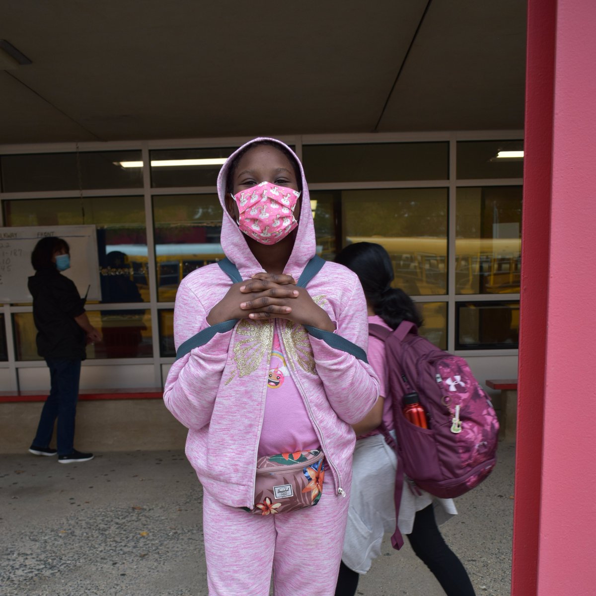 ccsdschools's tweet photo. This year's @FFMS_Falcons "Pink Out" may have looked different, but the spirit was there! From students to staff the school community joined together in honor of Breast Cancer awareness. The annual event raises funds for cancer-related causes. #CCSDOutreach #ClarkstownCSD https://t.co/wEwHQW5Aeq