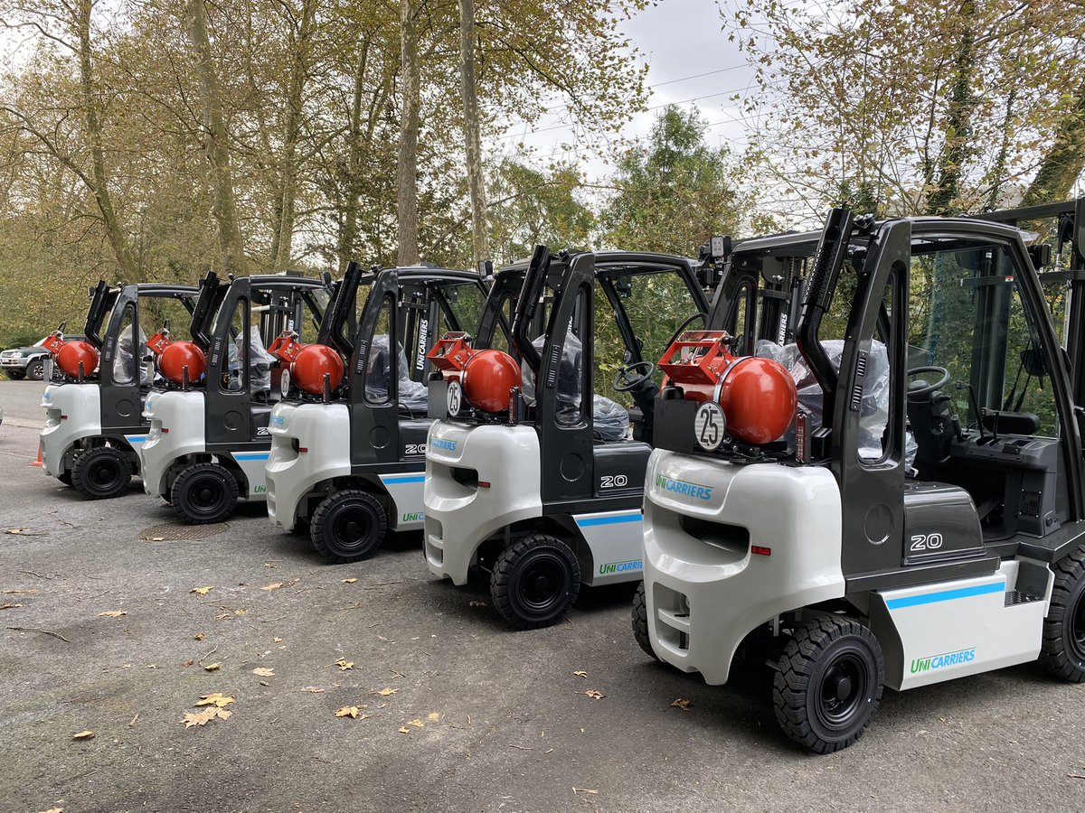 AsierGika's tweet photo. Acabando la semana... @UniCarriersEU https://t.co/e60YnoPECo