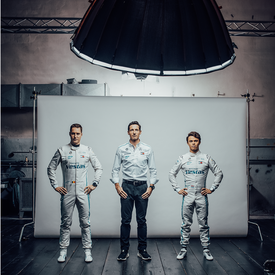 DaimlerTruck's tweet photo. At long last, we’re ready to drive the city again. ⚡️ Last Thursday, @mercedesbenzeqfe revealed the Mercedes-Benz EQ Silver Arrow 02 as well as their driver lineup for @fiaformulae Season 7!
#drivenbyEQ #WeDriveTheCity #ABBFormulaE https://t.co/psHz9Y80Hc