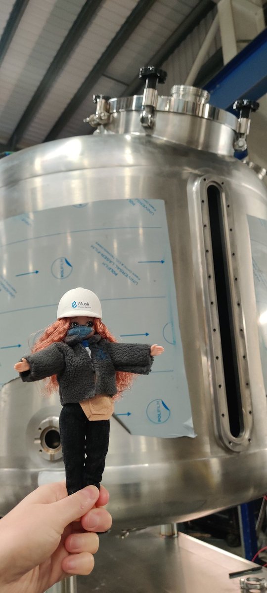 EJGroupEnginee1's tweet photo. Yes Lottie, the tanks built in our on-site workshop are very big!

#britishengineering #ukmanufacturing

#TEWeek20 #Transformthefuture #weslottietour https://t.co/sLcD2pWWy2