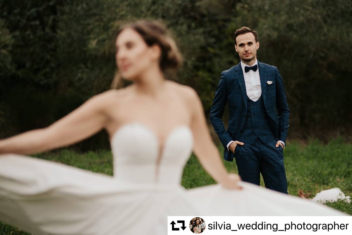 cignellavillas's tweet photo. This fantastic photo was taken by Silvia Mazzei, of a beautiful wedding we hosted this year at Cignella Villas π€
Stay tuned for more information about weddings at Cignella!
#cignella #cignellavillas #tuscany #visititaly #visittuscany #wedding #italianwedding #loveitaly https://t.co/ZJiNO5gQvS