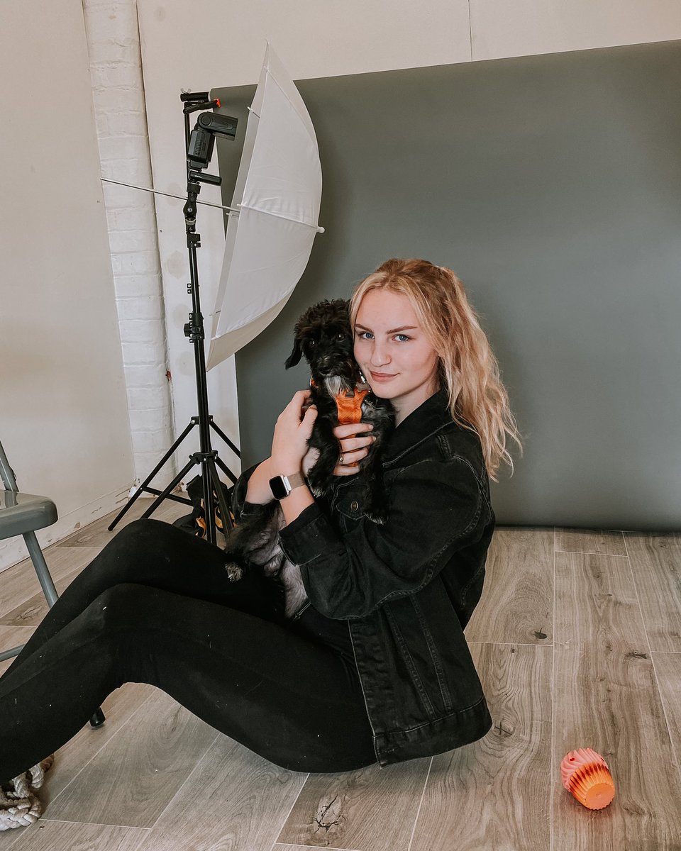 First shoot in the studio ✅
Ted is a much better poser than I am!