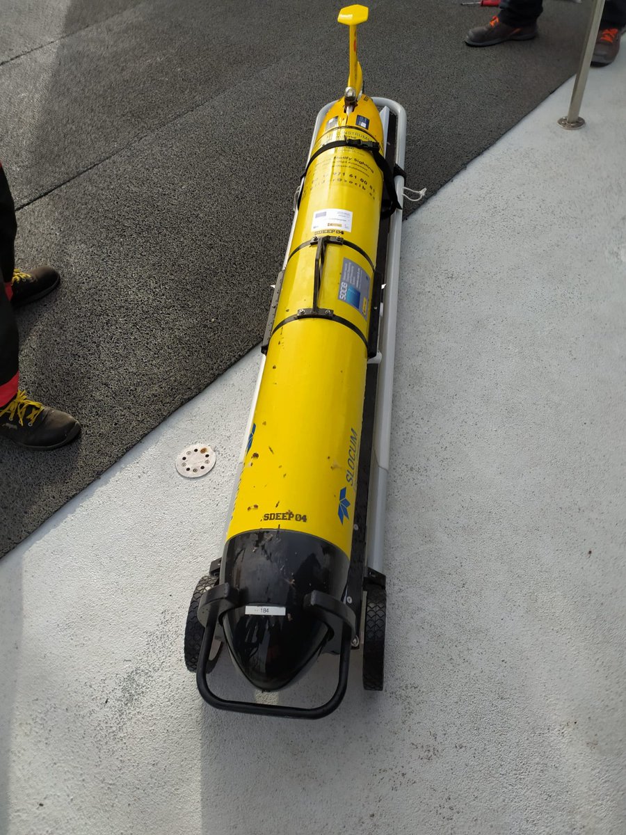 socib_es's tweet photo. Además, han recogido el #glider dando por finalizada la misión #CANALES2020 👏🏾
Después de 3⃣8⃣ días en el mar, el #glider ha realizado 8 transectos en el Canal de #Ibiza y 1 en el Canal de #Mallorca.
#ICTSNews #MEDCLIC https://t.co/K0jWD9xJYn