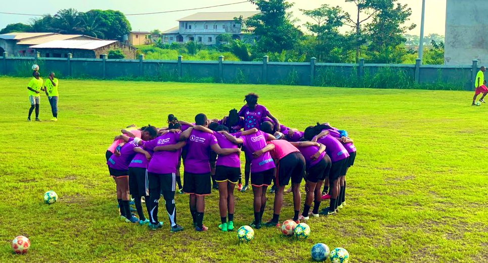 #Twitter, besoin ta MAGIE au #Gabon ! 📚⚽️

L’équipe et moi réfléchissons à un modèle économique pour <a href="/AtleticoAkanda/">Atlético Akanda</a> et notre programme d’éducation : des «socios», qui nous aideront à lever 10 millions. 

On cherche 100 personnes qui donneront 100 000 FCFA (150€) chacun. DM🙏🏾