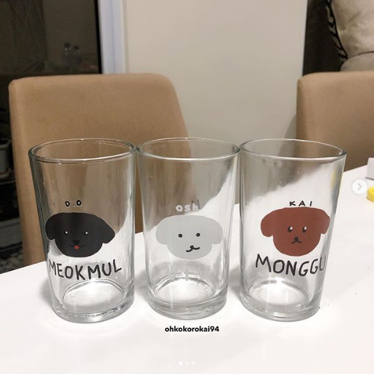 SapphireNSshop's tweet photo. [INA GO/HELP RT] till 30 Nov

✨#EXO Puppy Glass✨

💸 75K DP 35K | USD 6.2

📌gift : paper coaster + sticker
📌Material : glass
📌 eta pelunasan 1 bln setelah close po
📌 for opening GO please DM

✔️EMS ❌Tax ( Jika ada)
Order? Line @

#sappnsgo https://t.co/mDfaJhkqIF