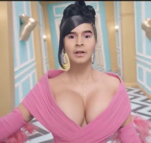 Jaconeon's tweet photo. @AngryJoeShow Tell me it dont look like Cardi https://t.co/x1tF0Q96Qi