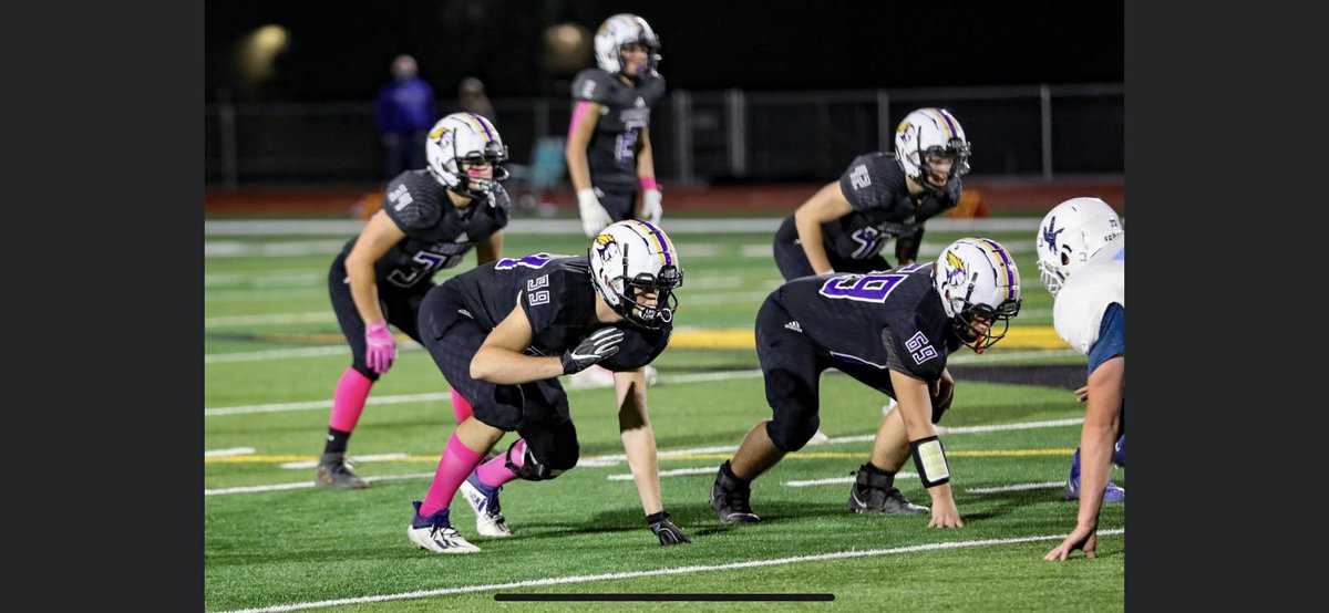 Bubba_928's tweet photo. Tonight’s for a conference championship, I’m confident me and the boys are gonna go out and get this done🙏💰⏳💯
@LakeHavasu_HSFB @JonJustice20 https://t.co/fS9NsfTf2M