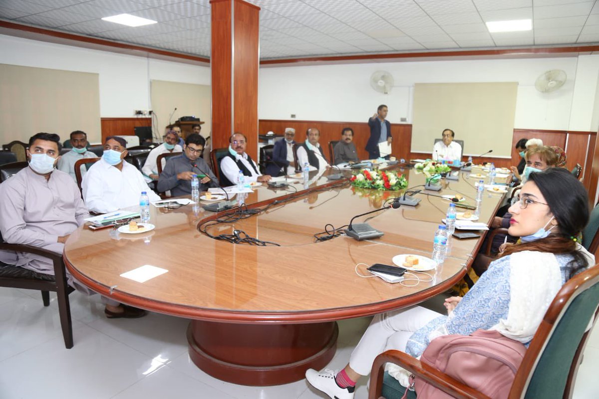 AgriSindh's tweet photo. Secretary Agriculture, Supply & Prices @RahimASoomro chaired review meeting on upcoming “Consultative Seminar / Workshop on Agriculture Statistics of Sindh” at Directorate General #AgriExt #Sindh with concerned officers. https://t.co/cgCZtGKS5L