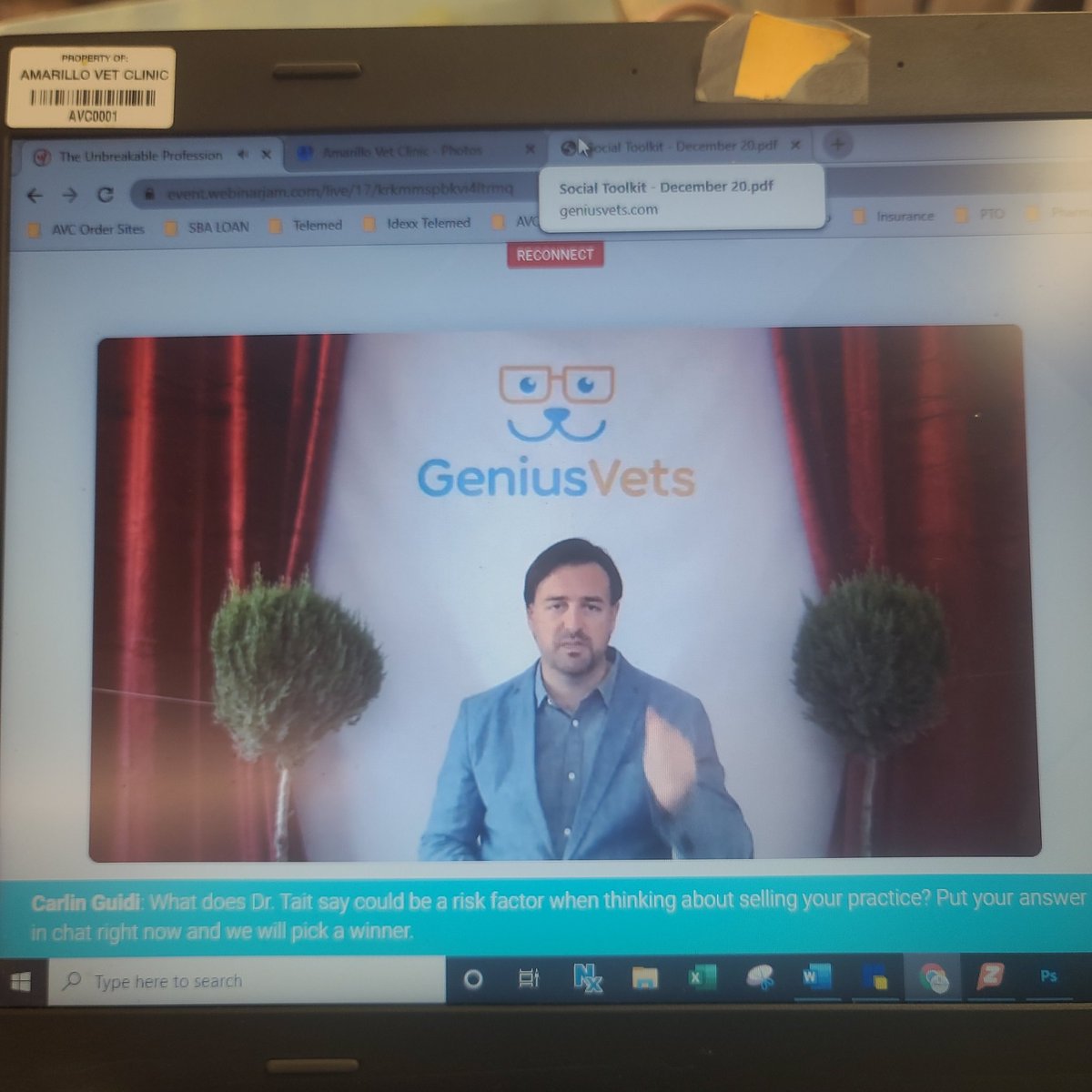 I'm in a great event right now learning great things on how we can help you and your pet better <a href="/GeniusVets/">GeniusVets</a> #geniusvets #geniusvetsunbreakable geniusvets.com/unbreakable