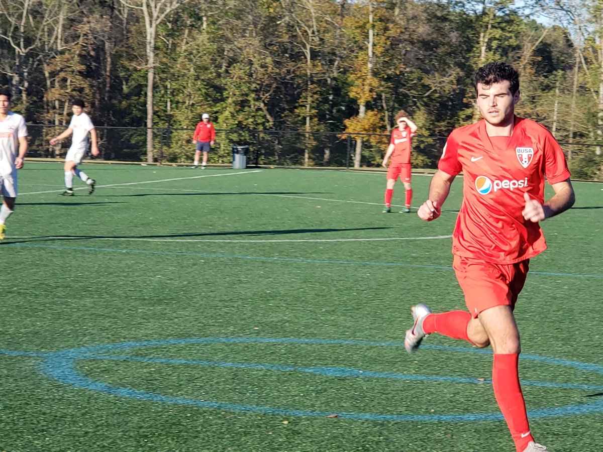Bt2uali's tweet photo. Good luck @jtcarson8 Go BUSA 02/03!  #GatlinburgCollegeShowcase 2020 Kickoff - Boys-  Nov. 7th-8th at Rocky Top Sports World (#8 in Red) https://t.co/XfZu8HmHIY