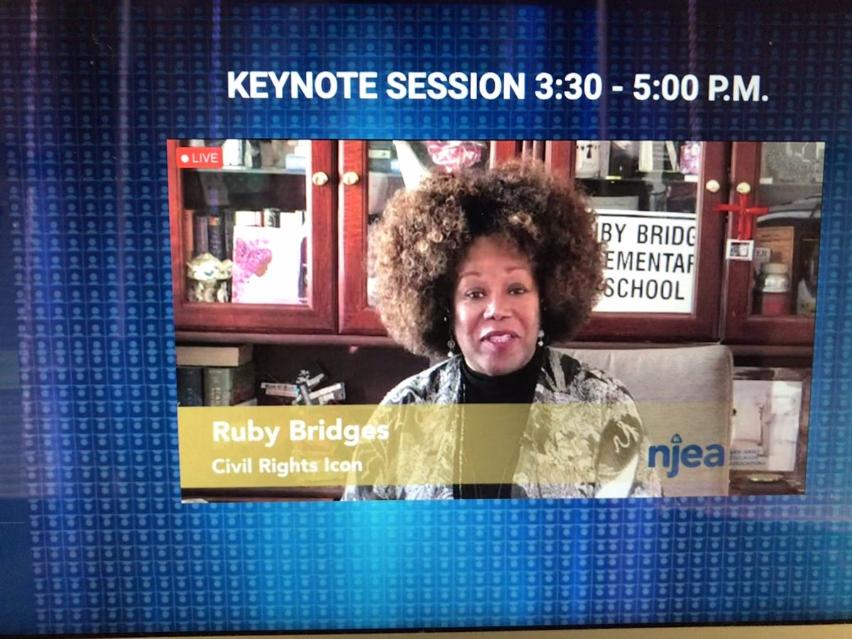 Sharon Enea 🍎 tweet media