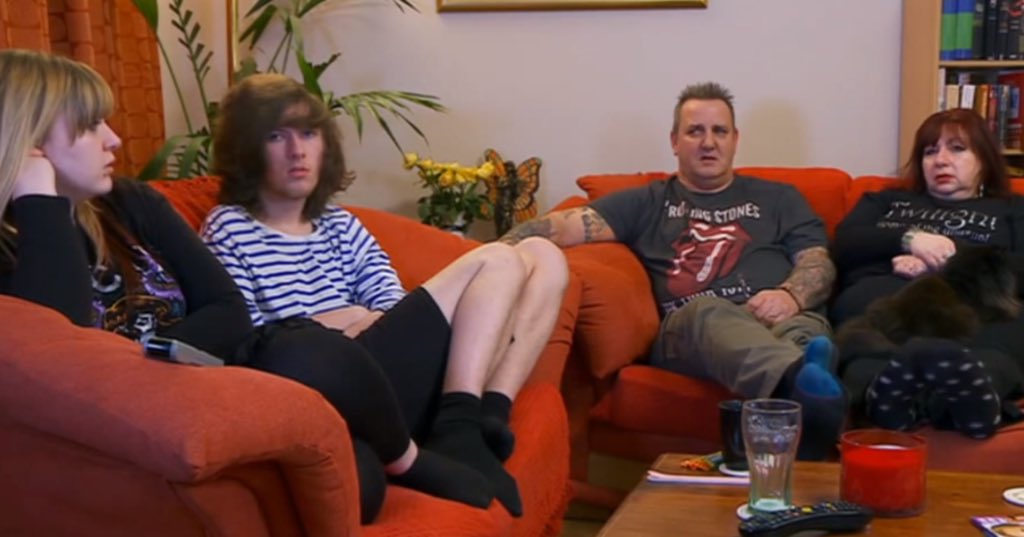 CalladGale's tweet photo. Let’s be honest, only real OG’s remember...

#Gogglebox https://t.co/f8uR9NOQmq