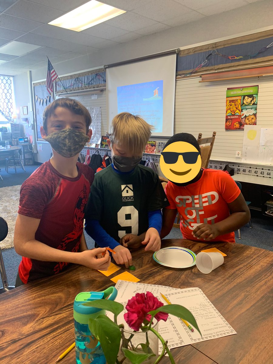 MrsRenner1's tweet photo. Save Fred STEM Project! #teamwork @FESTigersHSE https://t.co/3EmDBXrRPW