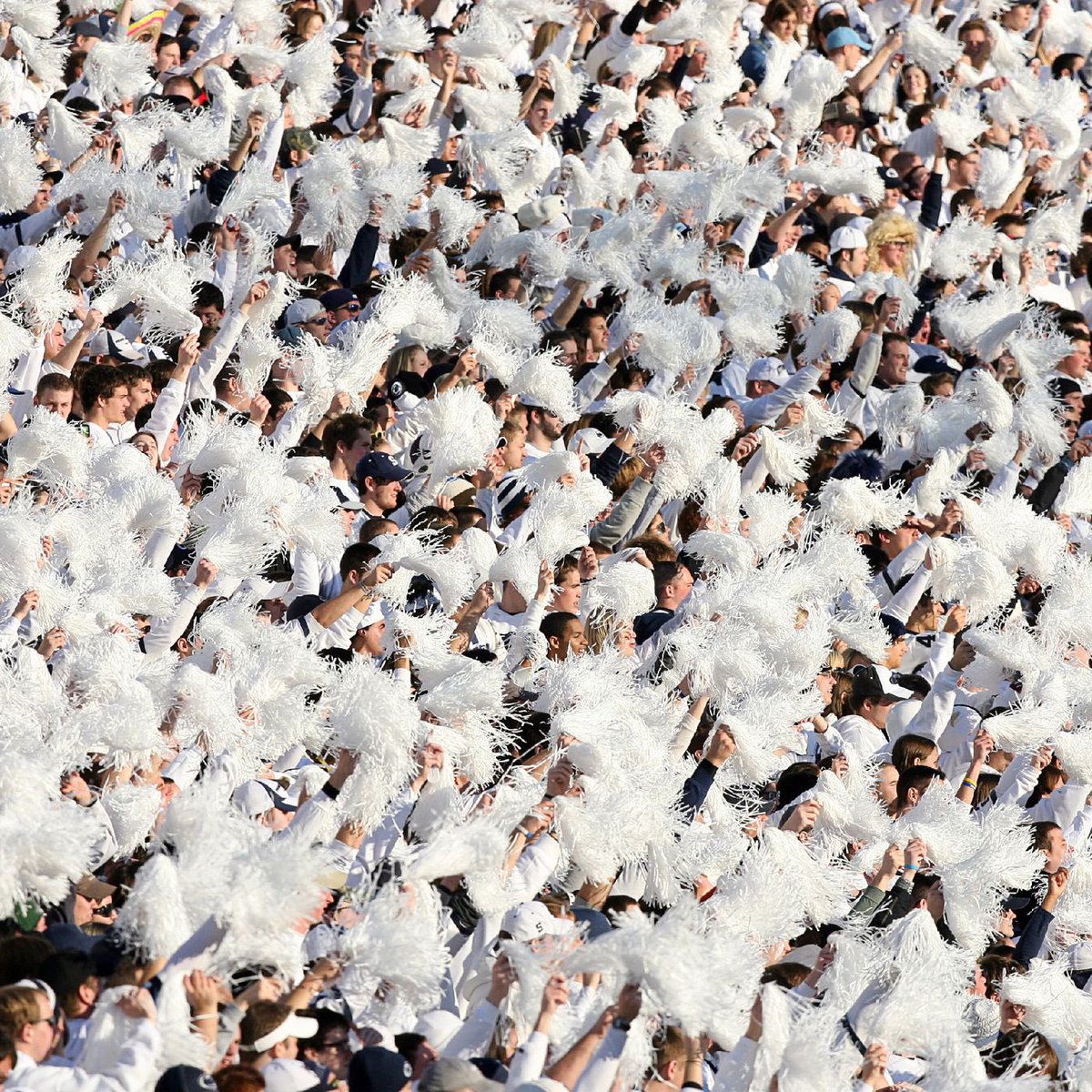 State Championship Game!🏆
Saturday, 2:30 
Lakepoint Sports Center
IT’S A WHITE OUT!
#roadtostate #GWE 🦅