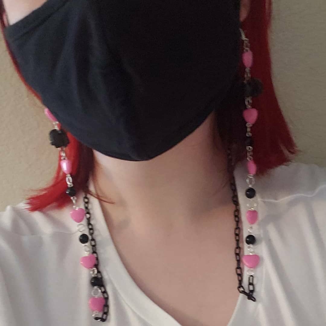 KawaiiDevilShop's tweet photo. These 3 cute bow mask chains are also available on my etsy! I plan to make more soon! If there's specific color schemes you guys would like to see let me know!
#maskchains #maskchain #mask #facemask #smallshop #smallbusiness #smallbusinessowner #etsy #kawaii #cute #girly https://t.co/dhmOoUTzui