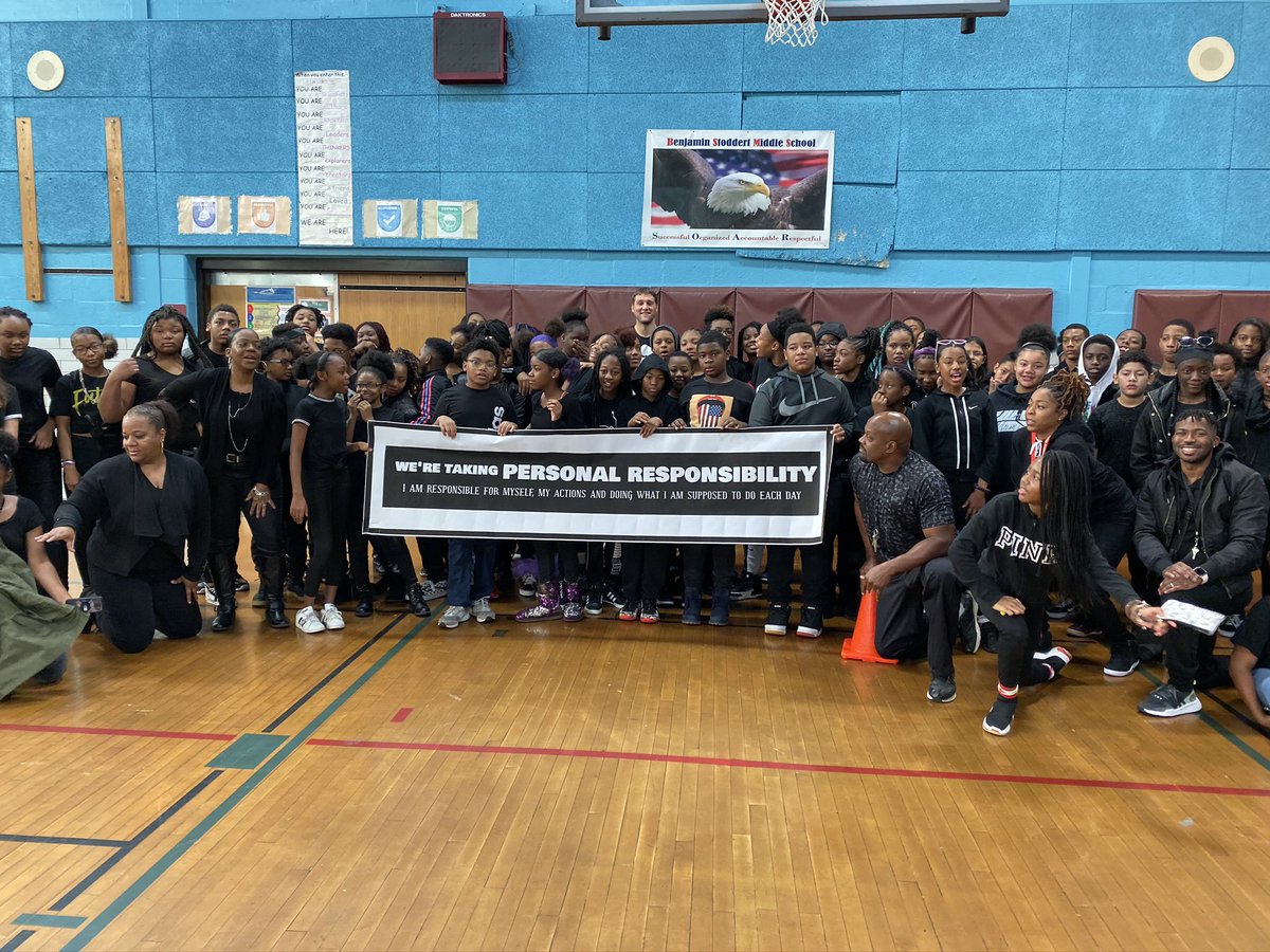 PRINCIPAL_KMS's tweet photo. We kicked off 2nd quarter with our annual Personal Responsibility Day. Distance Learning has brought a whole new meaning to being personally responsible. I’m so proud of my students and inspired by their resilience! We can still be great and have fun virtually. https://t.co/C8CFYZ7XPV