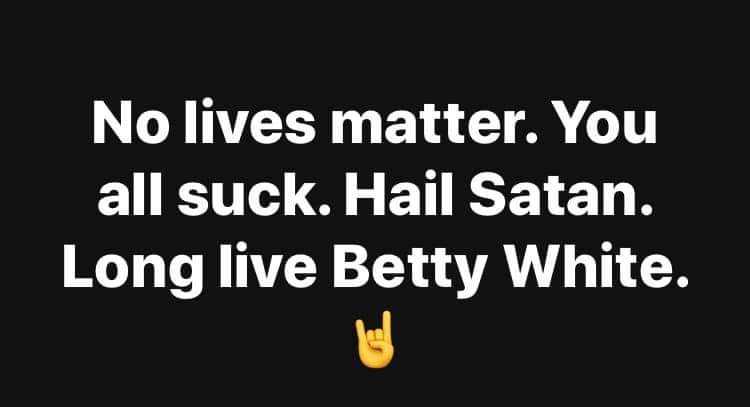 MarieBmean's tweet photo. 😂💀 https://t.co/u9ZsVKiKfp