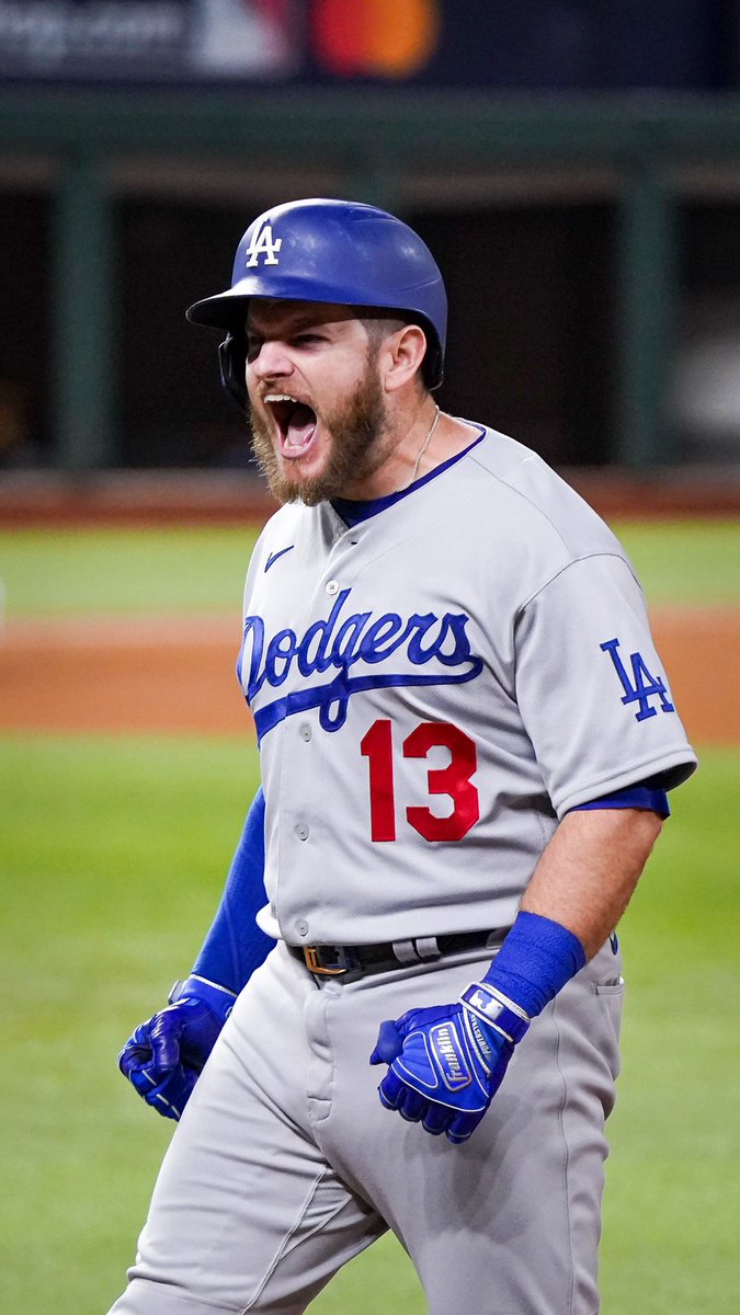 Dodgers's tweet photo. Weekend vibes. 

New wallpapers of your Champs. https://t.co/0m1exN8xpp