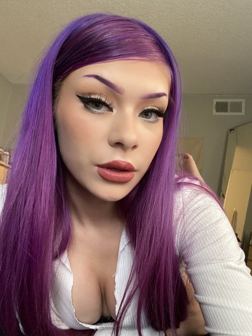 in love with myself https://t.co/pttVWiMF18