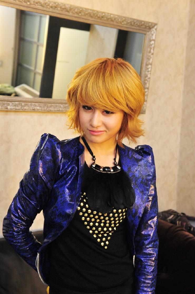 JIYEON'S WORST ERA: TIME TO LOVE 2.They really got her ass out there looking like a TinyG member or Evil ChoA