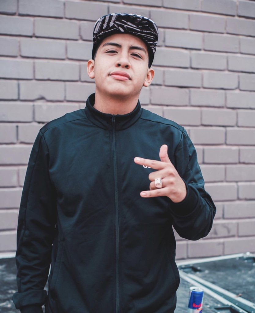 Freeinforap's tweet photo. ¡JAZE NO ESTARÁ 😩!

JAZE 🇵🇪 ha decidido no participar en la Red Bull de Perú por una decisión personal, su puesto lo tomará RAMSET.

¿Qué opinas de esta decisión 🤔?

#RedBullBatalla 🐔 https://t.co/Cf7EVkT0je