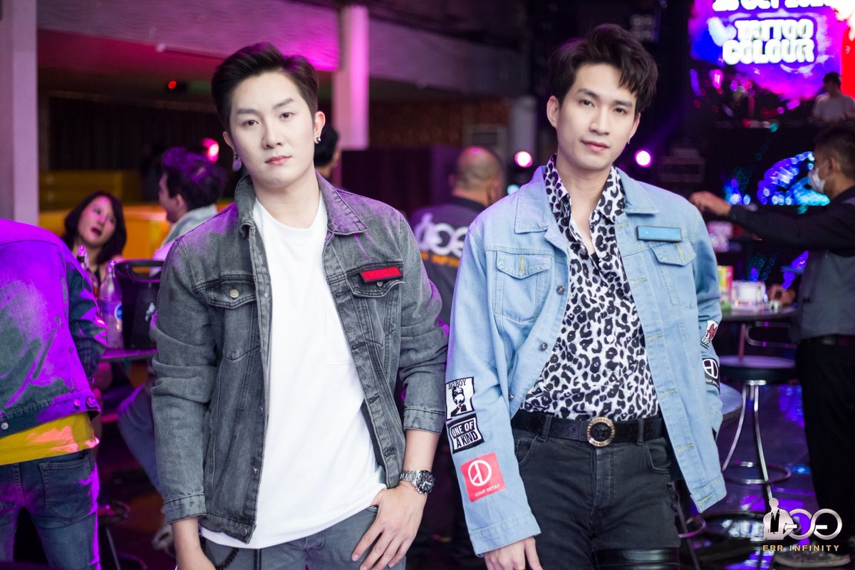 errinfinity's tweet image. สนุกกันมันส์ยันเช้า กับเอออินฟินิตี้ #บาร์โฮสหนุ่มหล่ออันดับ1 
_____________________________
สอบถามรายละเอียดหรือติดตามข้อมูลข่าวสารได้ที่⬇️

✅Inbox: m.me/ERR.INFINITY.L…
✅Line : lin.ee/ZJ5cbo5
หรือ @errinfinity (มี @ข้างหน้า)
✅IG : @errinfinity