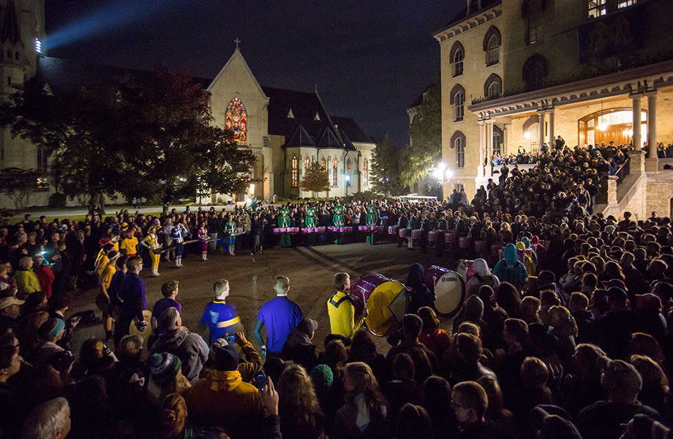 NDDrumline's tweet photo. Midnight Drum Circle is BACK AT MIDNIGHT!
Join us at the dome tonight for the perfect kick off to the biggest game-day of the year!
(Note: image taken in Oct 2014) https://t.co/jSuMK2SJMe