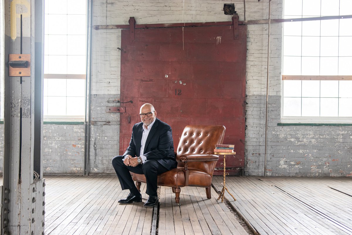 610CKTB's tweet photo. COMING UP | This week on #NiagaraMade , @ruthunrau is joined by Nick from @pollicemgmt to talk about how he started his own consulting practice.
Listen live tomorrow morning at 9:30am on 610CKTB: https://t.co/DIFK0SBqJT
@MeridianCU @mcu_bizbanking https://t.co/1oj0YrMf1n