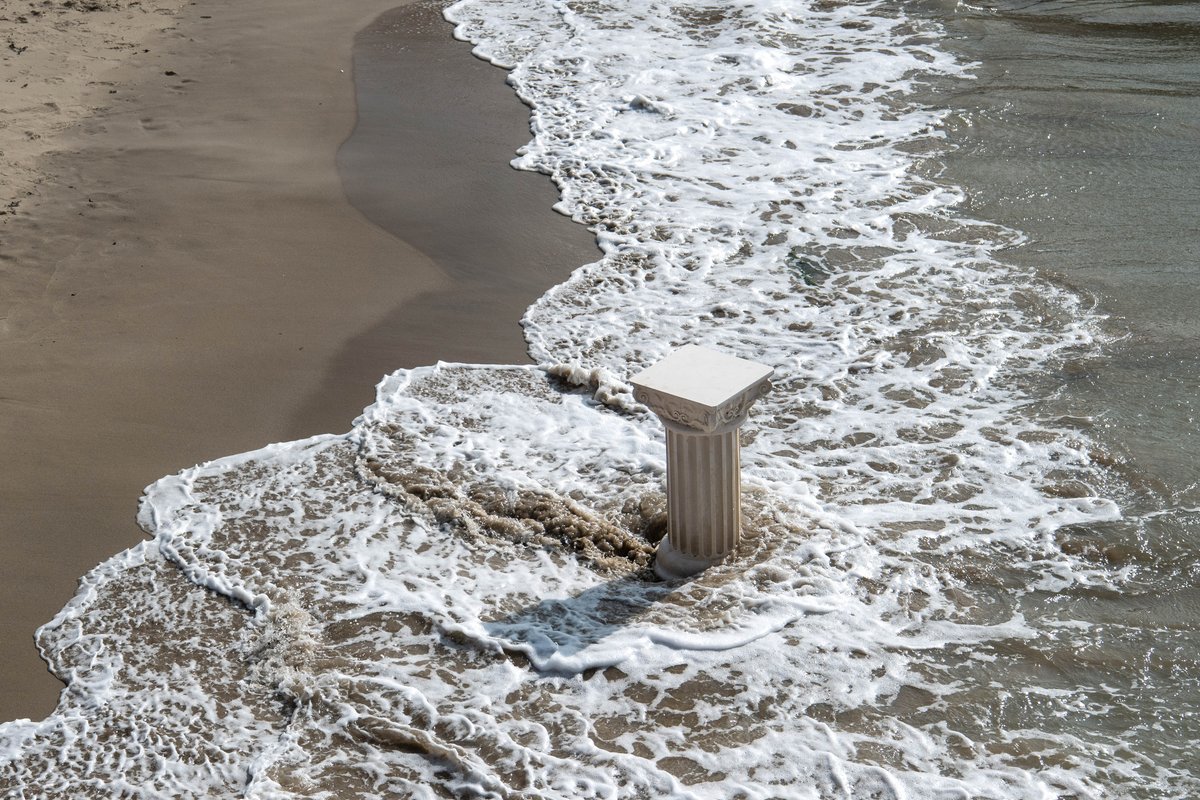 CreativeFstone's tweet photo. The Plinth ends this weekend, marking farewell to a summer like no other.

We've loved seeing everything from dogs to DJs and artists to artefacts.

There's still a few days to show face, so why not pass a plinth this weekend and send us some goodbye snaps?

#FolkestonePlinth https://t.co/rBmZfXtttU