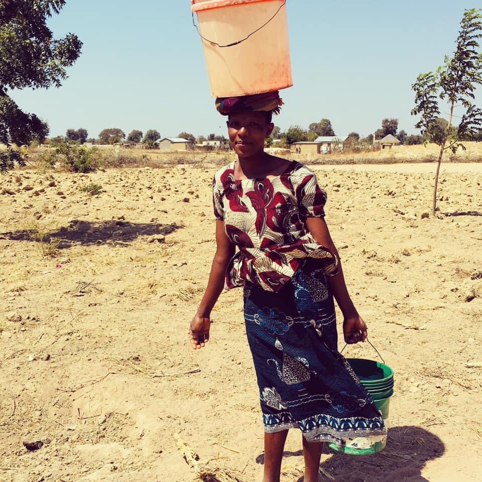 TNMTWEETS's tweet photo. On average, women in developing countries walk 3.7 miles (6 km) a day to collect water. 
#funfactfriday #walkforwater #cleanwaterforall #cleanwatercleanhands #thirstnomore https://t.co/TnMywXoRFI