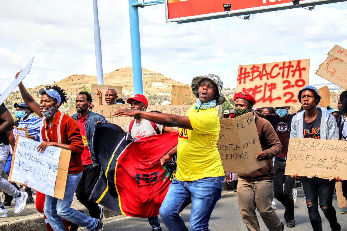 dendenladyy's tweet photo. #BachaShutdown #Lesotho #demandactions  #2020
#protests2020 #bbcnewscast #sabcnews https://t.co/NNDnM9WWuN