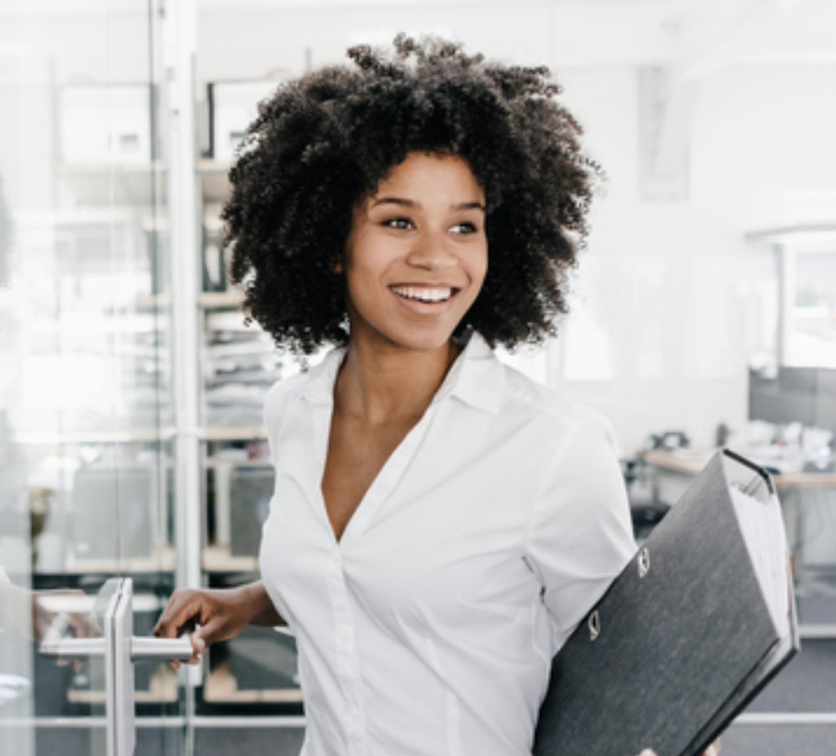 Flexible work schedules, including a 4-day work week, can attract a broader range of candidates and retain employees.
bit.ly/2TZxzVx #flexwork #hr