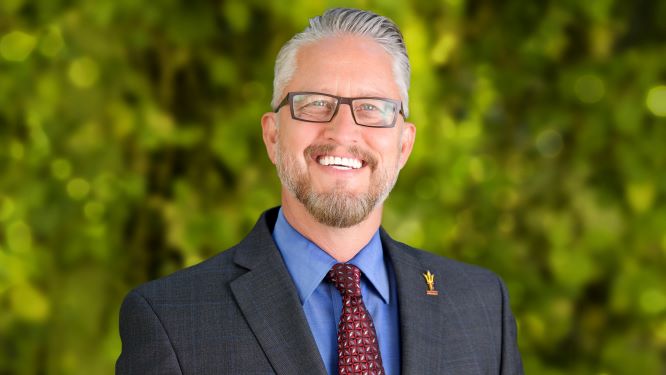 ASUCollegeOfLaw's tweet photo. Congrats to our @asulawdean Douglas Sylvester for being recognized as a 2020 Most Admired Leader by the @phxbizjournal. Honorees are chosen for being champions of innovation through corporate-giving programs, board service and volunteerism. #asulaw #asu https://t.co/JP2IZH0Sf8