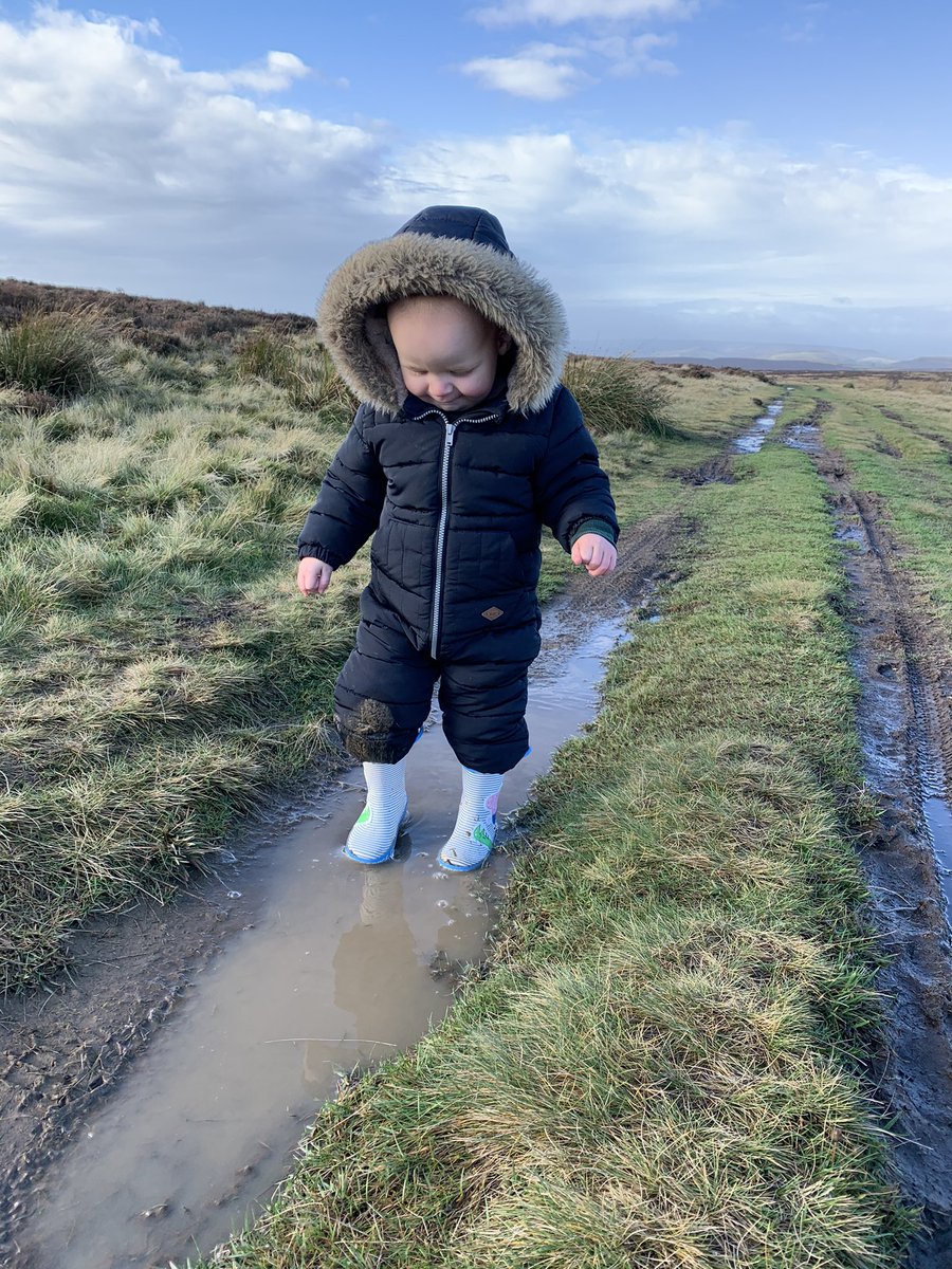 rachelreadingEY's tweet photo. One year until this cutie joins you @MrsBradwell https://t.co/PdnQ0a7gv3