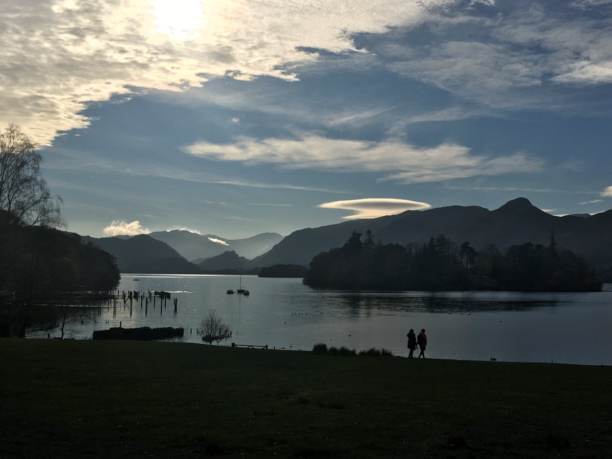 tbtlake's tweet photo. Time for view of the week - it was such a beautiful day today. Have a great weekend all x #ViewOfTheWeek https://t.co/waWeVdSQJn