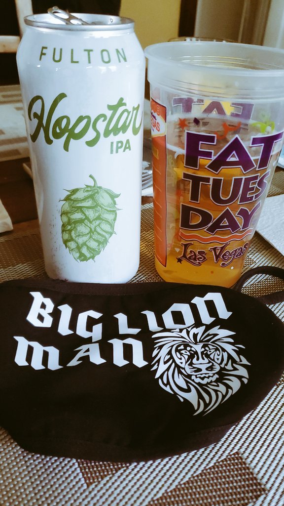 biglionmane's tweet photo. Waiting on my lil brother @SkillWill313 to get off the plantation so we can turn up🍻🍻🍻 #ipa #beersuperpowers #Minnesota #hoopstar #vacation https://t.co/SBLdfulBj5