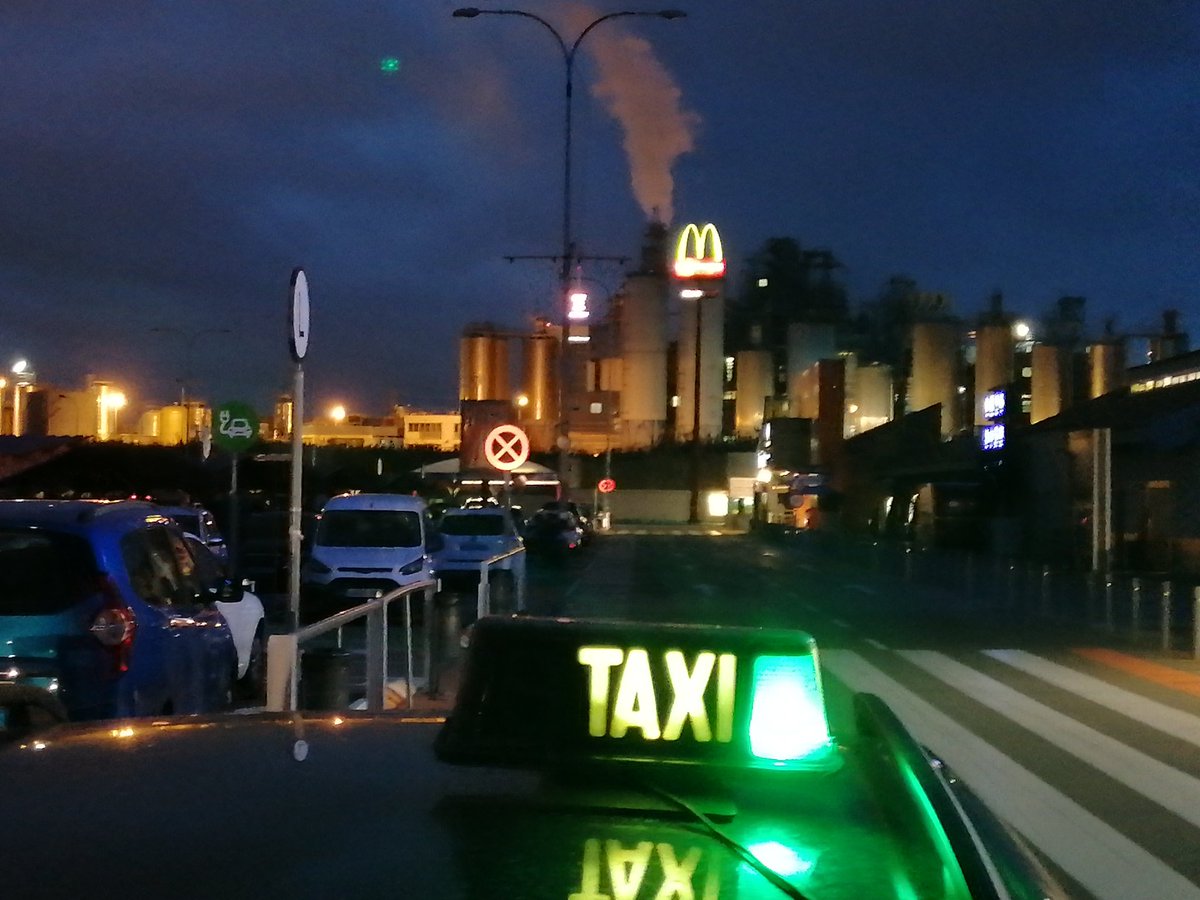 TaxiCabrera's tweet photo. Aquesta nit, Servei de Taxi a Cabrera de Mar
Tel 667438533
#Taxi #Cabrerademar #TaxiCabrera #TaxiGraupera #Masterrillo #plaDeLAvella #burriac #Taxinit #Maresme https://t.co/7fWscJ2qog